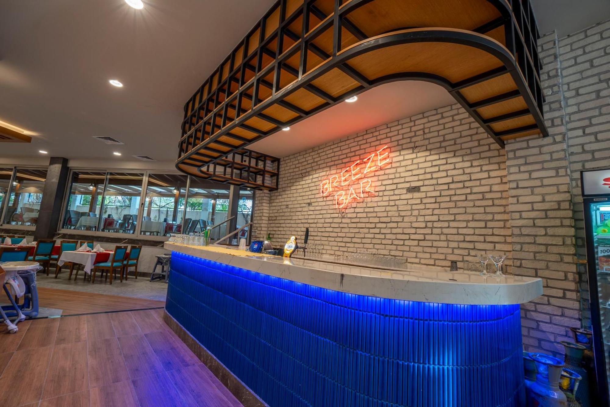 Side Breeze Hotel Antalya Eksteriør billede